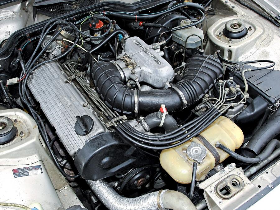  Porsche 924 Coupe 1976 года  (фото 27 из 27)